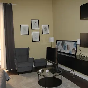 holiday-in-home-archimede.taorminaitalyhotels.com/